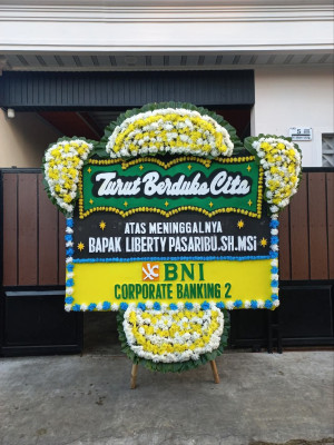 Papan Bunga Duka di Melai
