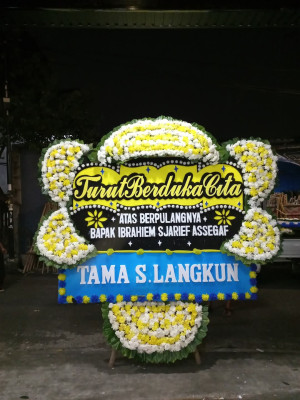 Papan Bunga Duka di Melai